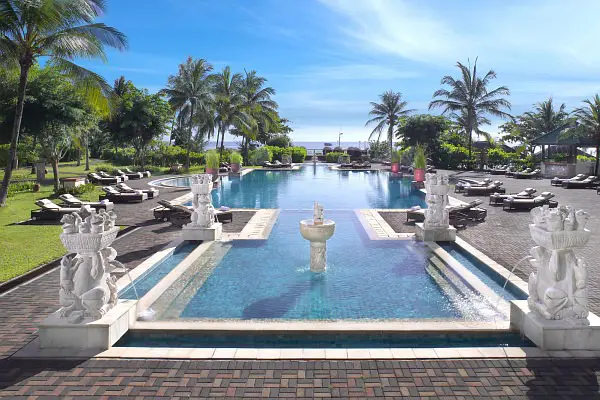 Angsana-Bintan-Swimming-Pool